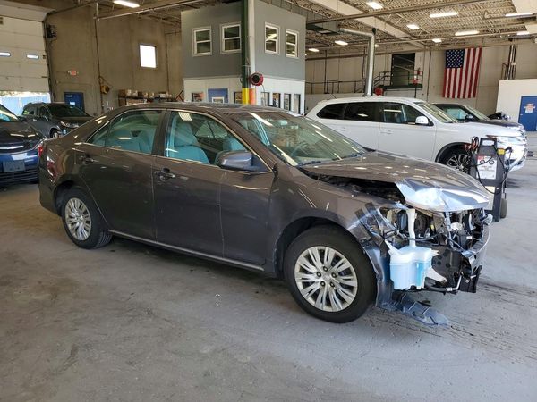 2013 TOYOTA CAMRY
