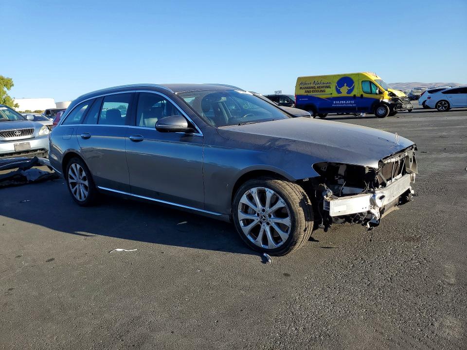 2017 MERCEDES-BENZ E E400-4M