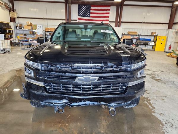 2019 CHEVROLET SILVERADO RST