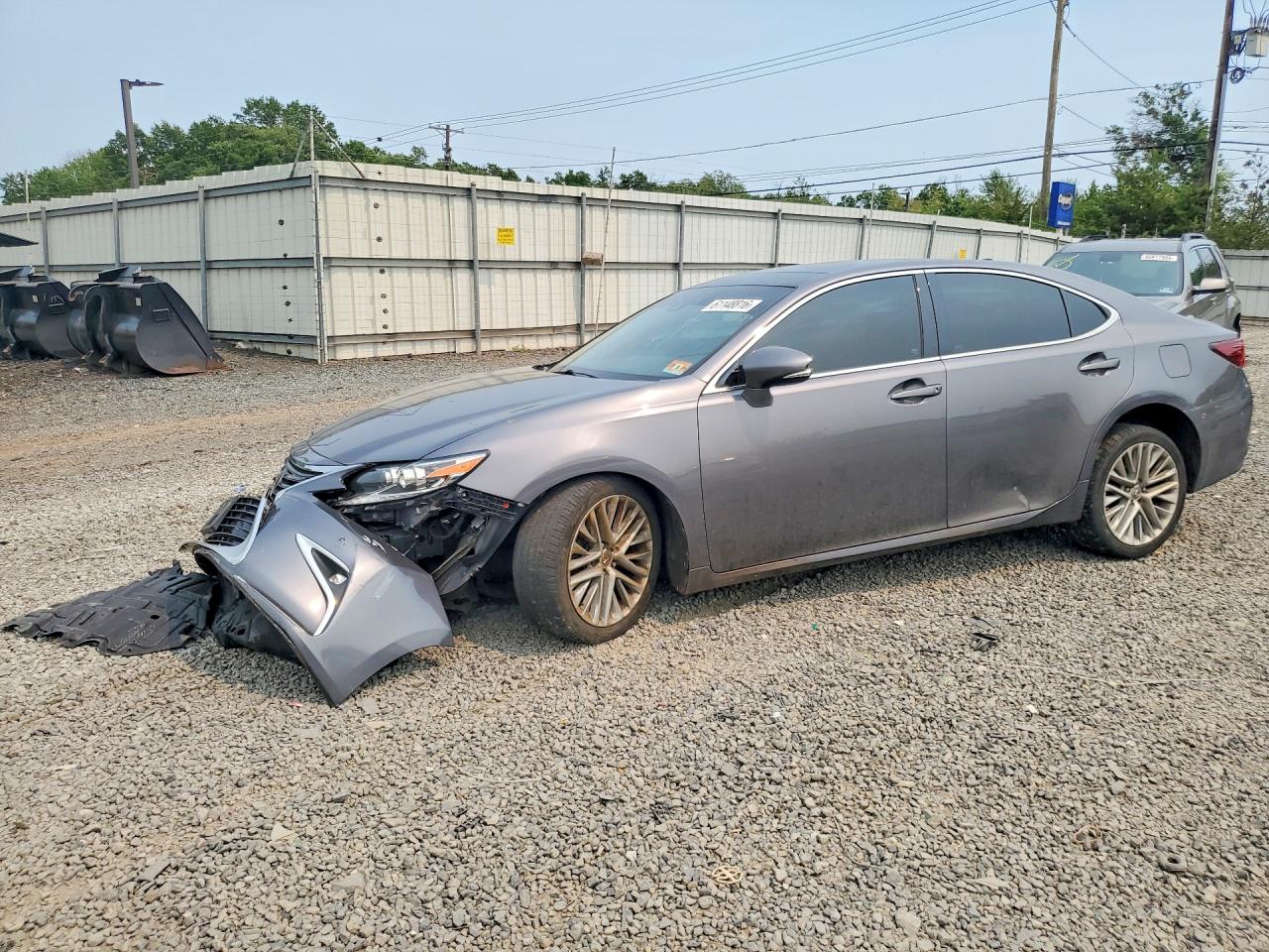 2017 LEXUS ES