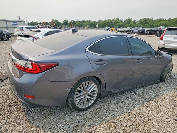 2017 LEXUS ES