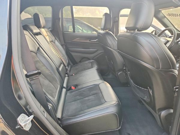 2023 JEEP GRAND CHEROKEE Laredo, Altitude
