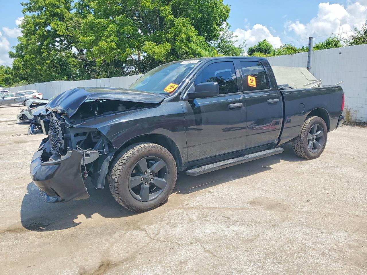 2015 RAM 1500 ST QUAD CAB 4X2