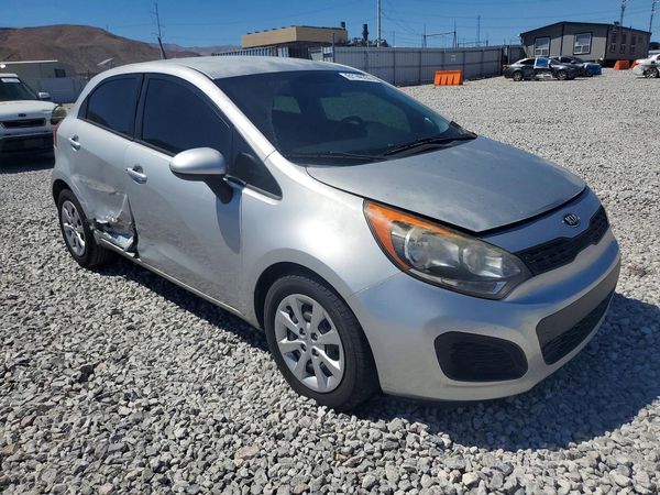 2015 KIA RIO GL - Middle-low