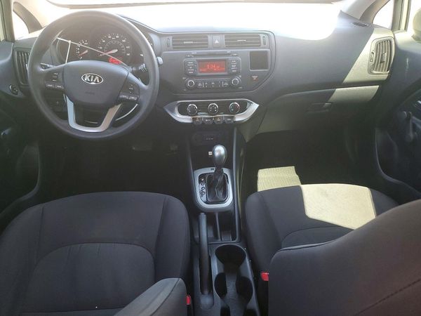 2015 KIA RIO GL - Middle-low
