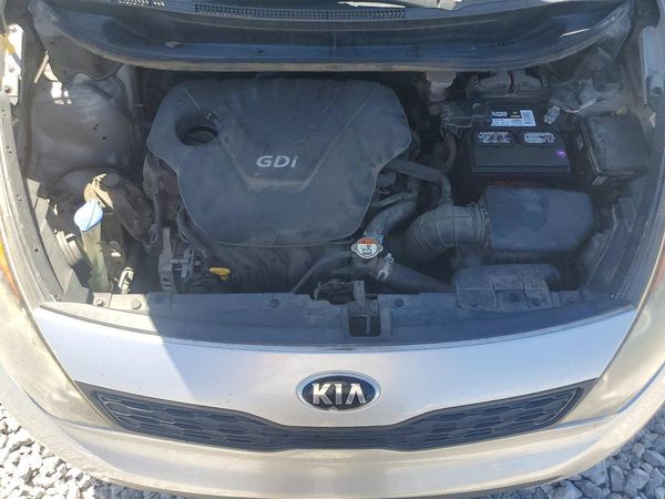 2015 KIA RIO GL - Middle-low