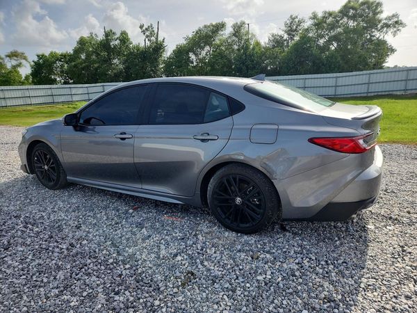 2026 TOYOTA CAMRY