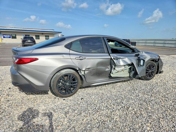 2026 TOYOTA CAMRY