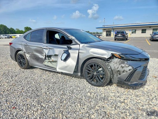 2026 TOYOTA CAMRY
