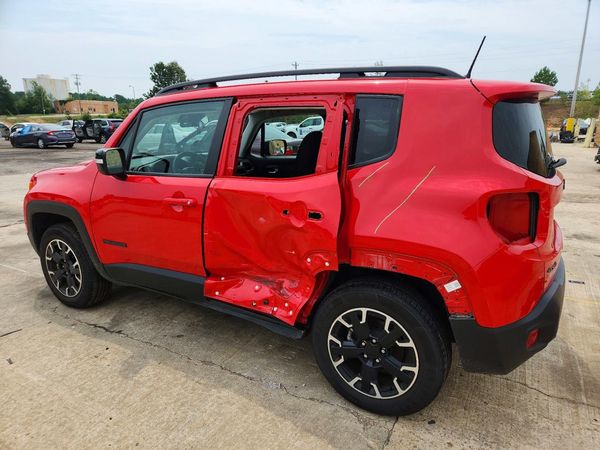 2023 JEEP RENEGADE LATITUDE 4X4