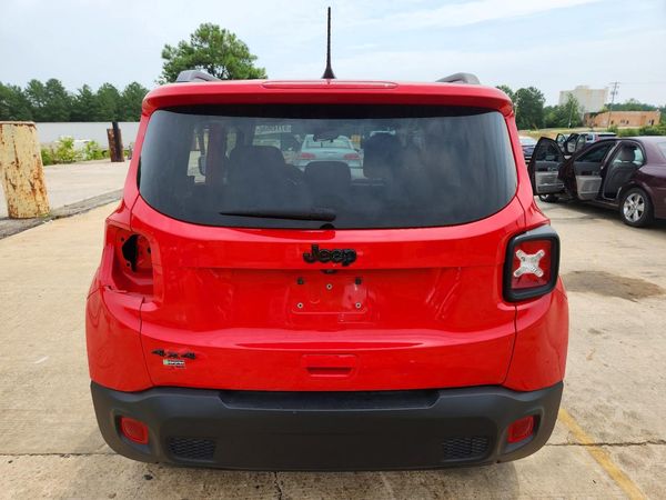 2023 JEEP RENEGADE LATITUDE 4X4