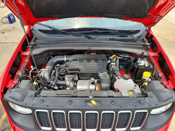 2023 JEEP RENEGADE LATITUDE 4X4