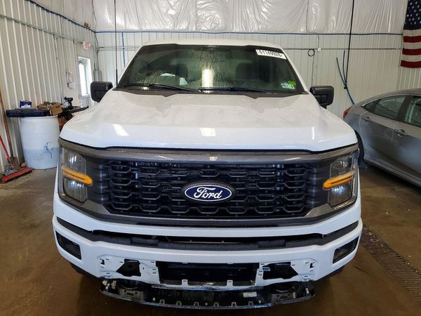 2025 FORD F150