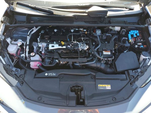 2025 TOYOTA PRIUS