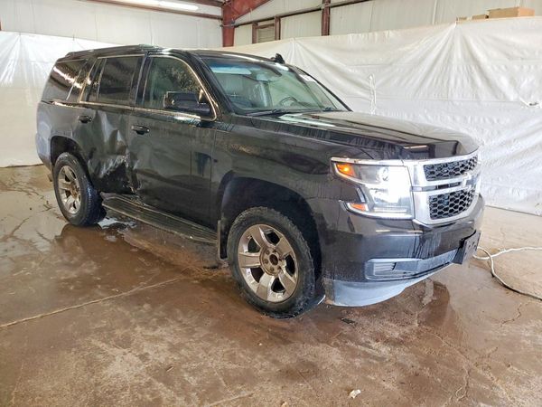 2017 CHEVROLET TAHOE LS — Passenger 3/4