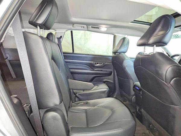 2024 TOYOTA GRAND HIGHLANDER