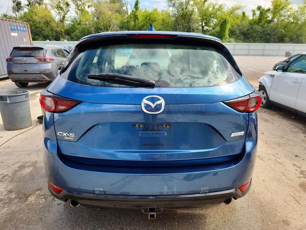 2017 MAZDA CX-5 Sport