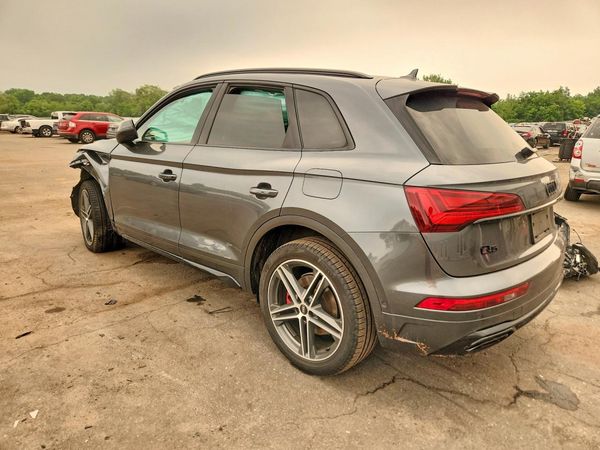 2024 AUDI Q5 E