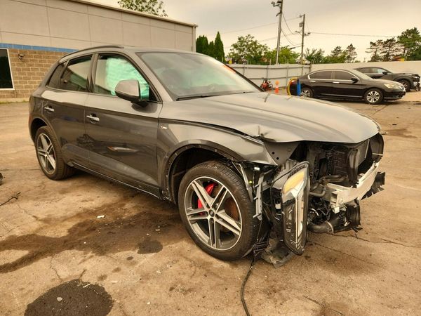 2024 AUDI Q5 E