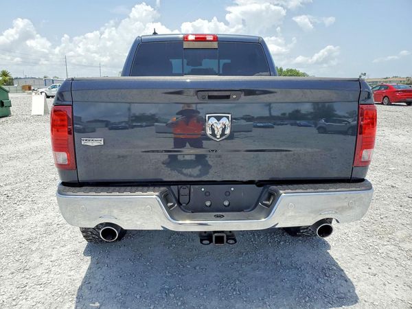 2016 RAM 1500 Laramie