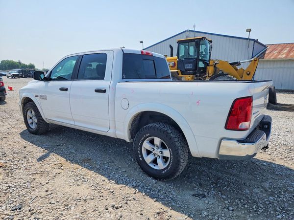 2018 RAM 1500 SLT