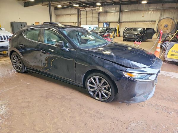 2021 MAZDA 3