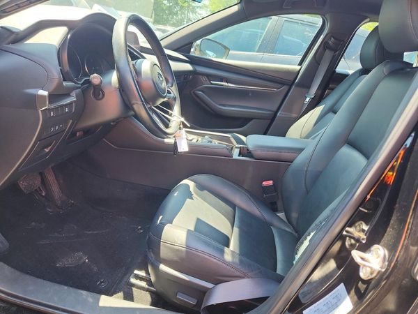2021 MAZDA 3