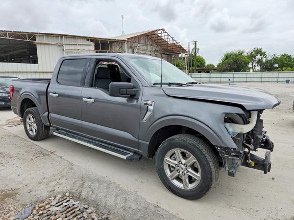 2025 FORD F150 XLT