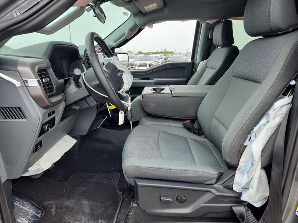 2025 FORD F150 XLT