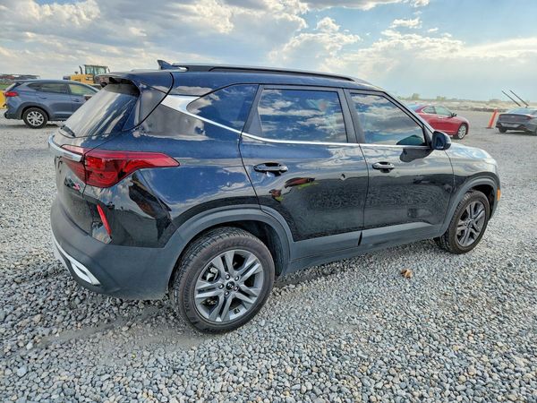 2021 KIA SELTOS S