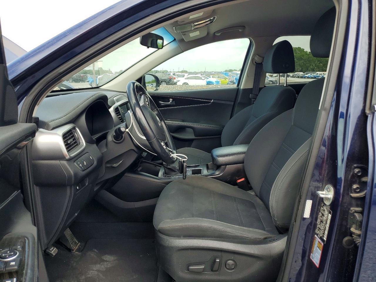 2020 KIA SORENTO L, LX, S