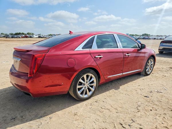 2013 CADILLAC XTS Luxury