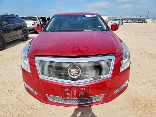 2013 CADILLAC XTS Luxury