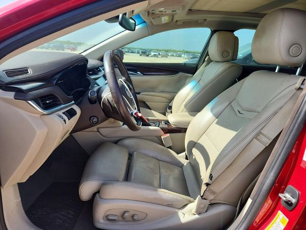 2013 CADILLAC XTS Luxury