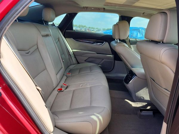 2013 CADILLAC XTS Luxury