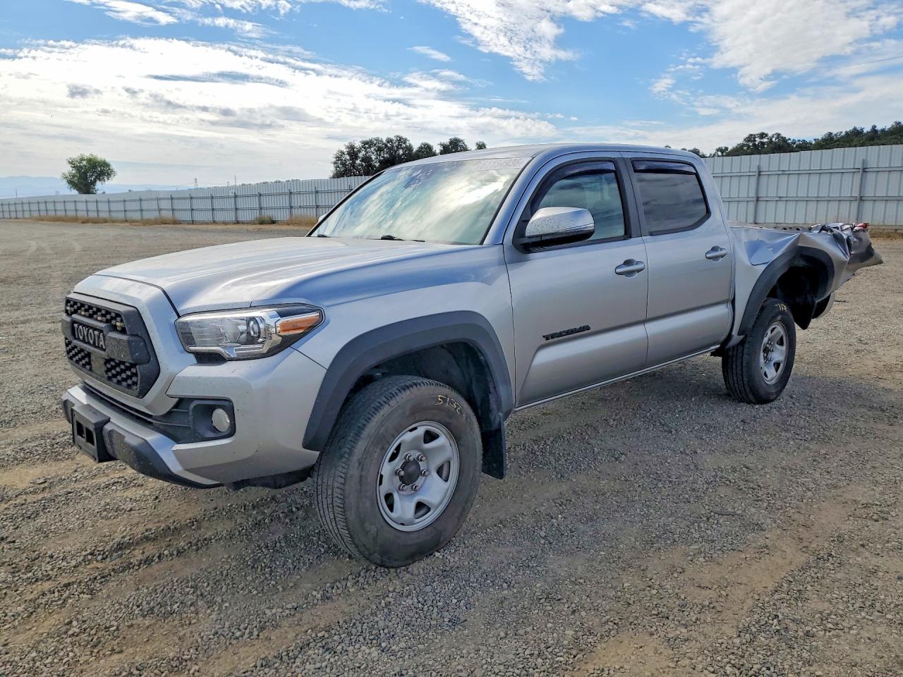 2022 TOYOTA TACOMA SR5