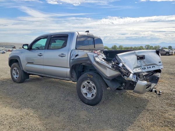 2022 TOYOTA TACOMA SR5