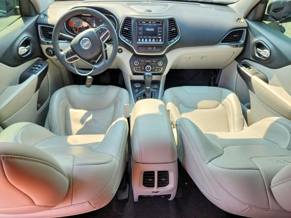 2022 JEEP CHEROKEE LATITUDE LUX 4X4