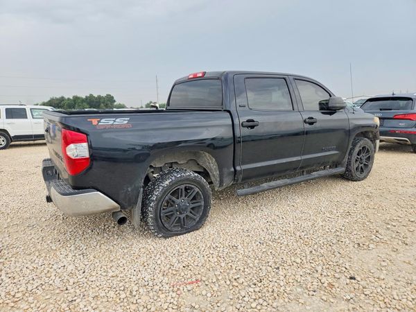 2018 TOYOTA TUNDRA