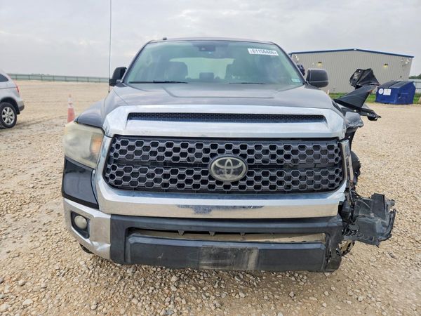 2018 TOYOTA TUNDRA