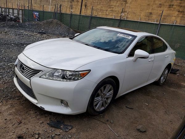 2015 LEXUS ES