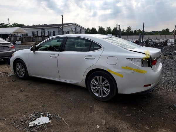 2015 LEXUS ES