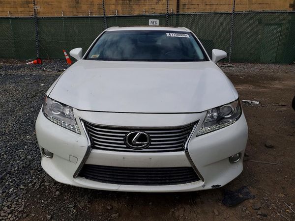 2015 LEXUS ES