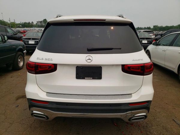 2021 MERCEDES-BENZ GLB GLB250-4M