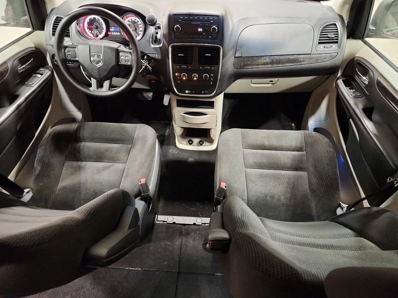 2017 DODGE GRAND CARAVAN SE, SXT, Express