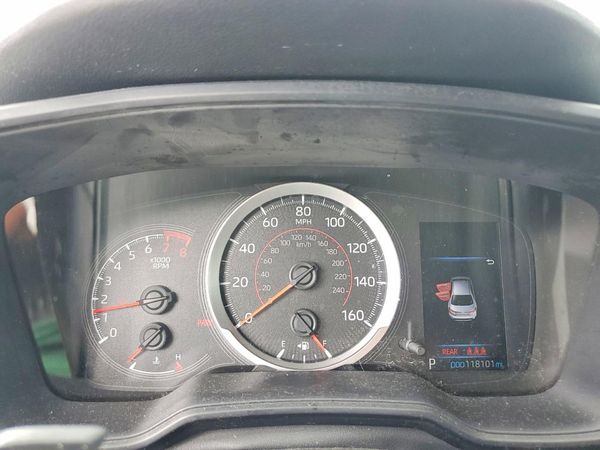 2021 TOYOTA COROLLA