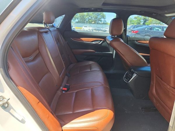 2018 CADILLAC XTS Luxury