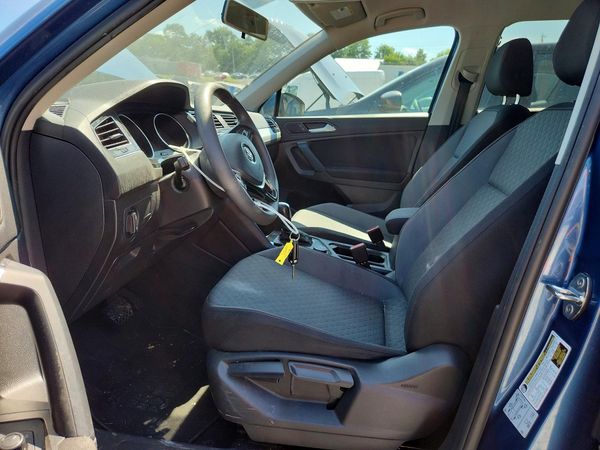 2019 VOLKSWAGEN TIGUAN 4Motion S