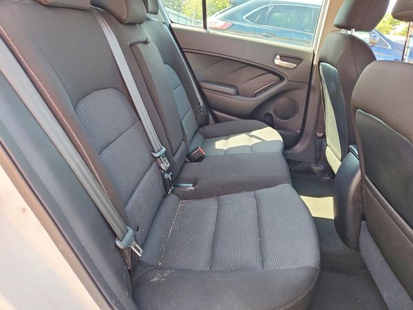 2017 KIA FORTE LX