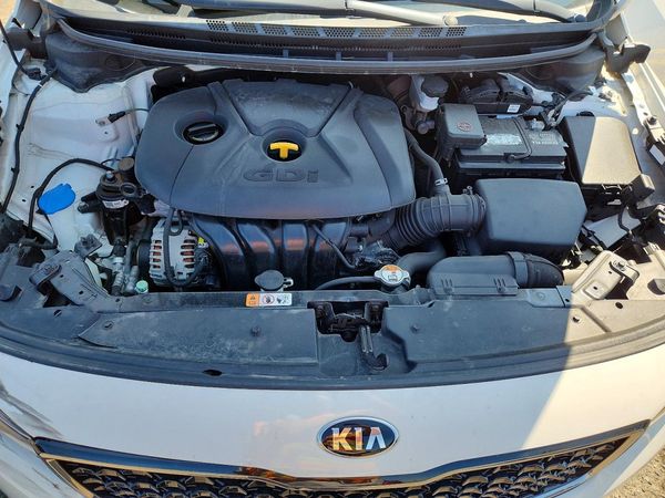 2017 KIA FORTE LX